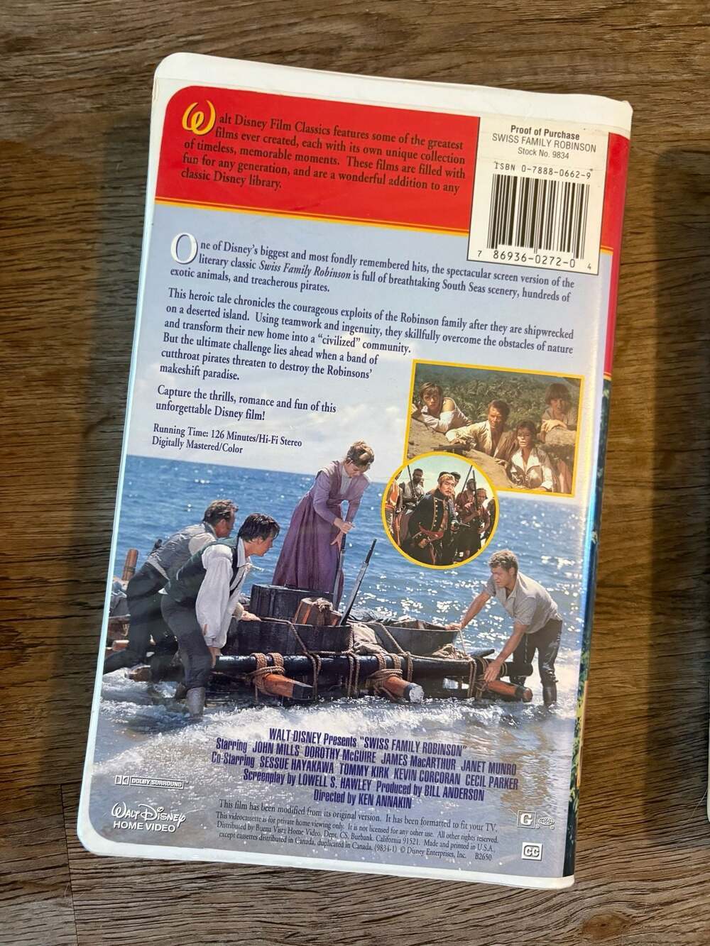 Lot of 3 Vintage Walt Disney Family Film Collection VHS Tapes: Shiloh, Swiss Fam - Picture 7 of 11